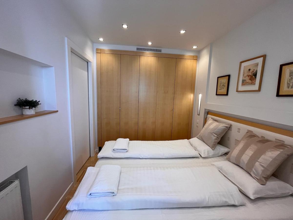 Labo Metro Swietokrzyska Appartement